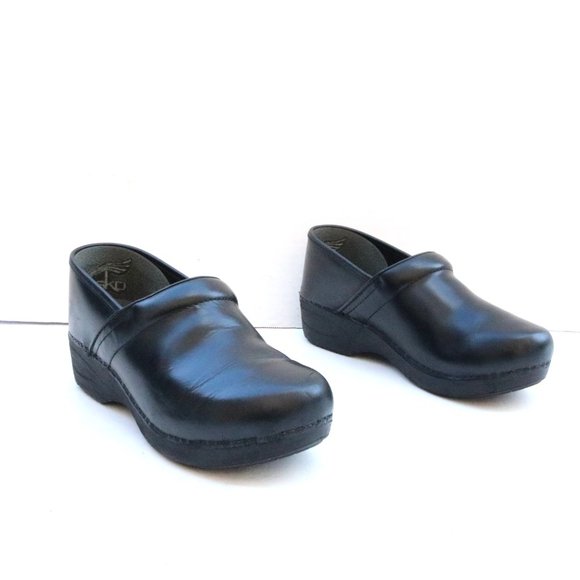 Dankso XP 2.0 blakc clogs size 40 US 10 - Picture 2 of 7